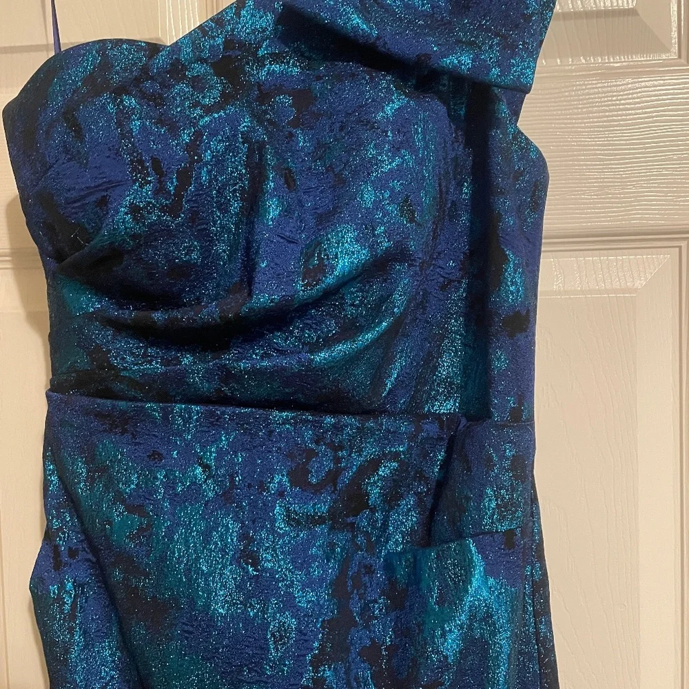 Teri Jon for Ricki Freeman One Shoulder, Formal Evening Gown, Mother of Bride 8 - Picture 6 of 9
